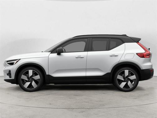 2026 Volvo EX40 Single Motor Extended Range Plus