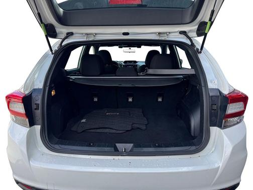 White 2017 Subaru Impreza 2.0i Sport