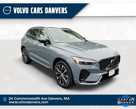 2023 Volvo XC60 B5 Plus Dark Theme
