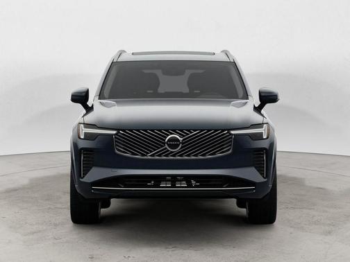 2026 Volvo XC90 B5 Core