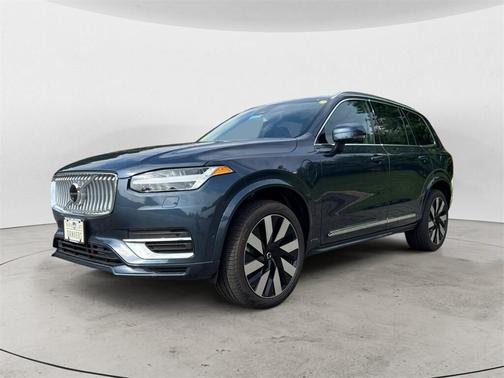 2025 Volvo XC90 Plug-In Hybrid T8 Ultra 6-Seater