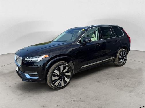 Onyx Black Metallic 2024 Volvo XC90 Recharge Plug-In Hybrid T8 Plus Bright Theme 7 Passenger