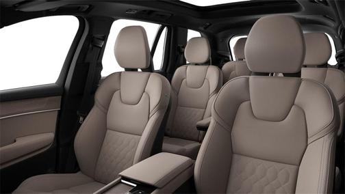 2026 Volvo XC90 B6 Plus 6-Seater