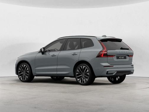 2026 Volvo XC60 B5 Ultra