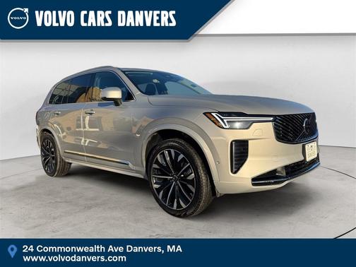 2025 Volvo XC90 B5 Plus