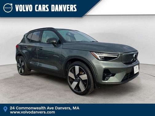 2026 Volvo EX40 Twin Motor Plus