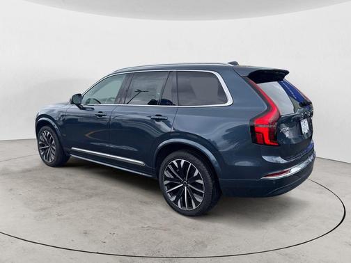 Denim Blue 2025 Volvo XC90 Plug-In Hybrid T8 Core 7-Seater