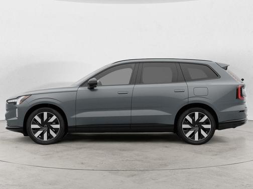 Vapour Grey 2026 Volvo EX90 TWIN MOTOR PLUS 7-SEATER