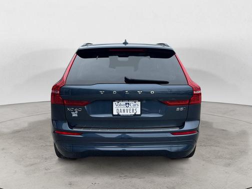 Denim Blue Metallic 2023 Volvo XC60 B5 Core