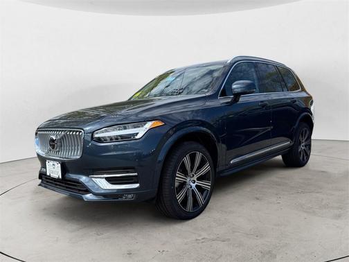 2025 Volvo XC90 B6 Plus 7-Seater