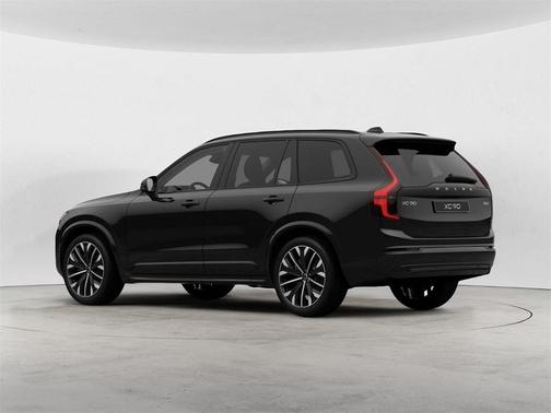 2026 Volvo XC90 B6 Ultra Dark Theme 7-Seater