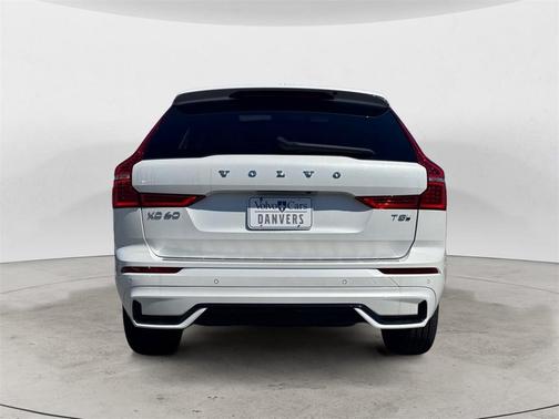 2025 Volvo XC60 Plug-In Hybrid T8 Plus