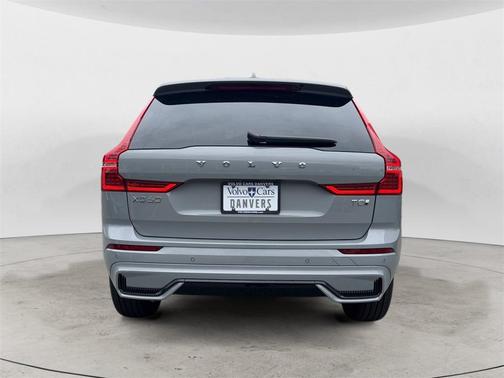2025 Volvo XC60 Plug-In Hybrid T8 Plus