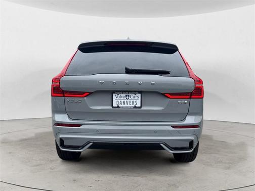 2025 Volvo XC60 Plug-In Hybrid T8 Plus