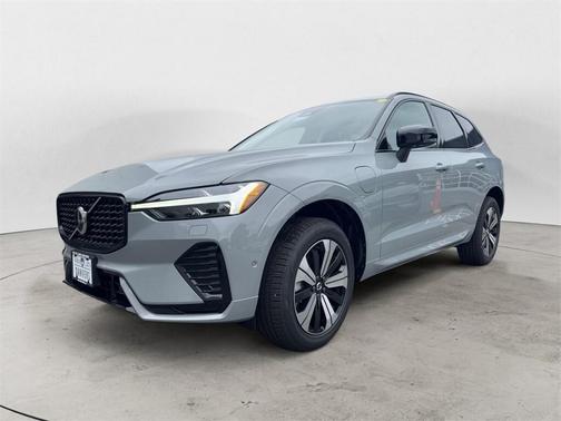 2025 Volvo XC60 Plug-In Hybrid T8 Plus