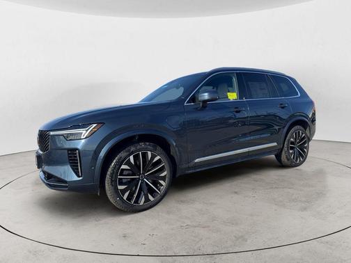 Denim Blue 2026 Volvo XC90 Plug-In Hybrid T8 Plus 7-Seater