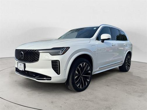 2025 Volvo XC90 Plug-In Hybrid T8 Plus 7-Seater