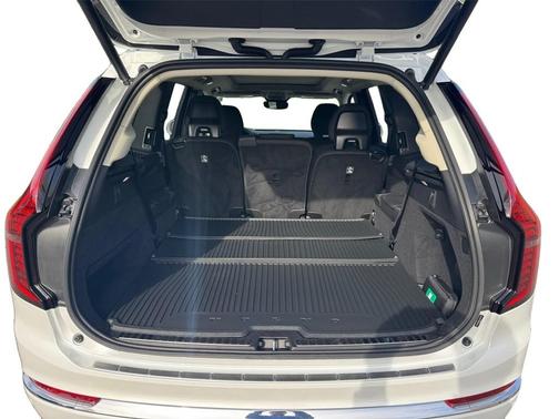2025 Volvo XC90 Plug-In Hybrid T8 Plus 7-Seater
