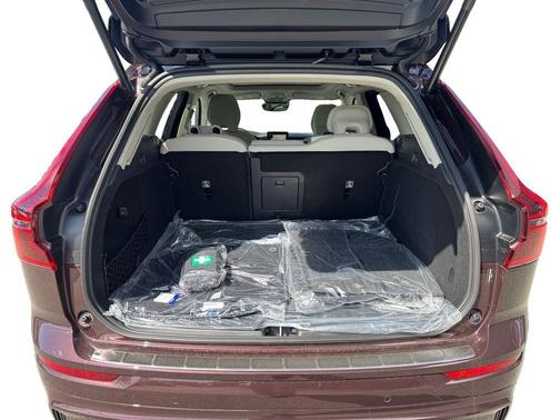 Mulberry Red 2026 Volvo XC60 B5 Ultra