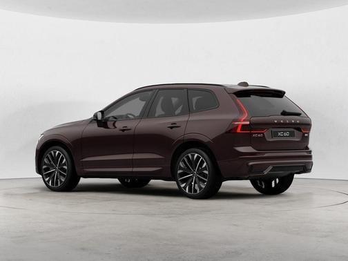 Mulberry Red 2026 Volvo XC60 B5 Ultra