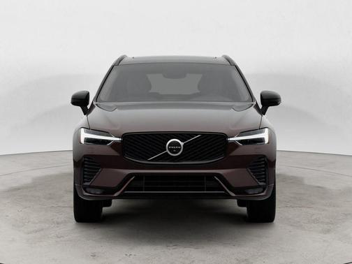 Mulberry Red 2026 Volvo XC60 B5 Ultra