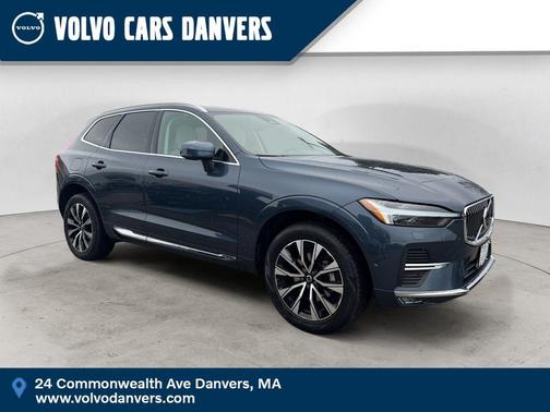 2023 Volvo XC60 B5 Plus Bright Theme