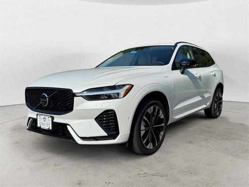 2026 Volvo XC60 T8 ULTRA