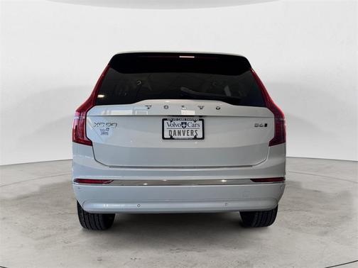 2024 Volvo XC90 B6 Plus Bright Theme 6-Seater