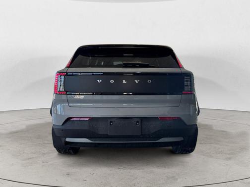 Vapour Grey 2026 Volvo EX30 TWIN MOTOR CROSS COUNTRY ULTRA