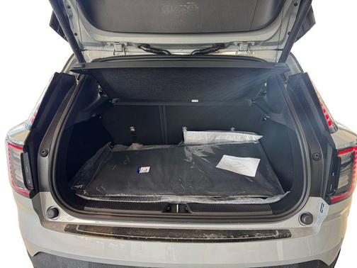 2026 Volvo EX30 TWIN MOTOR CROSS COUNTRY ULTRA