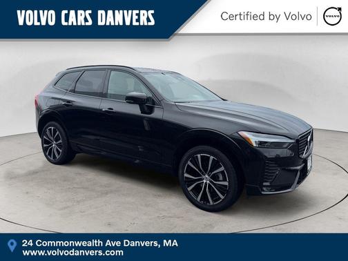Onyx Black Metallic 2025 Volvo XC60 B5 Plus