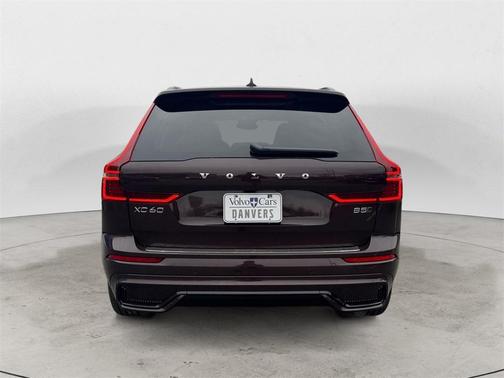 2026 Volvo XC60 B5 Ultra