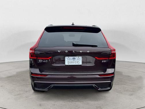 Mulberry Red 2026 Volvo XC60 B5 Ultra