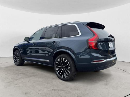 2026 Volvo XC90 B6 Ultra 7-Seater