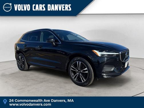 Black 2021 Volvo XC60 T5 Momentum