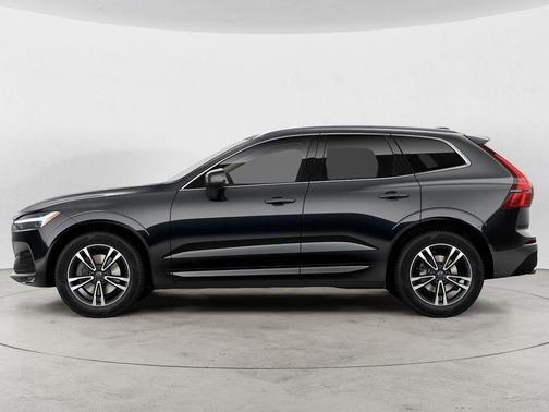 Black 2021 Volvo XC60 T5 Momentum