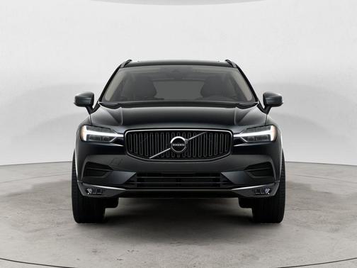 Black 2021 Volvo XC60 T5 Momentum