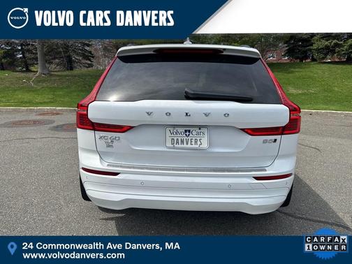 2022 Volvo XC60 B5 Momentum