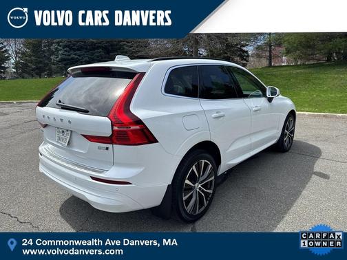 2022 Volvo XC60 B5 Momentum
