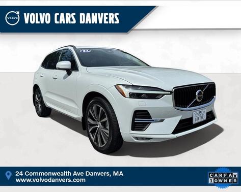 2022 Volvo XC60 B5 Momentum