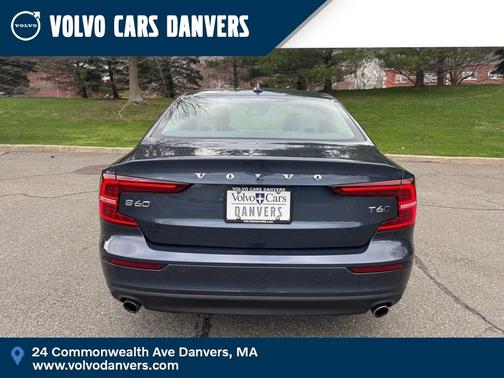 2019 Volvo S60 T6 Momentum