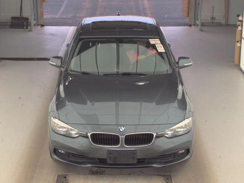 Mineral Gray Metallic 2017 BMW 320 i