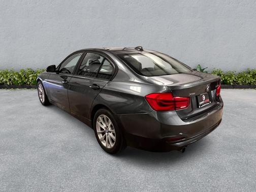 Mineral Gray Metallic 2017 BMW 320 i