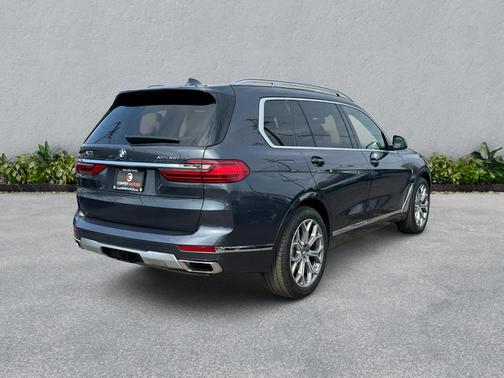 Arctic Gray Metallic 2019 BMW X7 xDrive50i