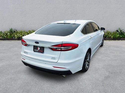 2019 Ford Fusion SEL