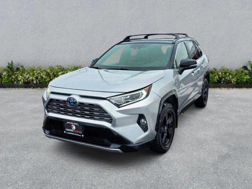 2019 Toyota RAV4 Hybrid SE
