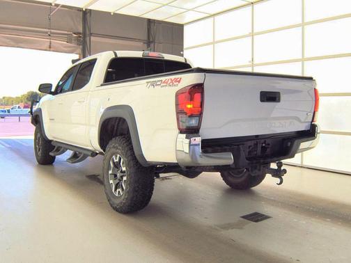 Super White 2018 Toyota Tacoma TRD Off Road