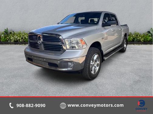 Bright Silver Metallic Clearcoat 2018 RAM 1500 Big Horn