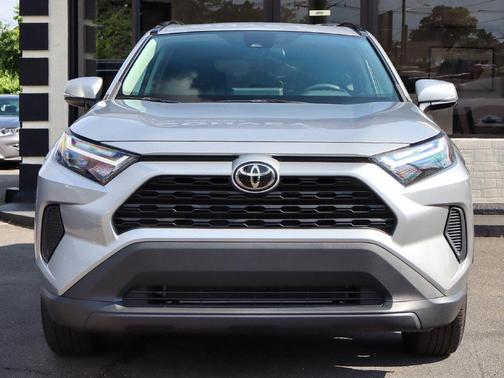 Silver Sky Metallic 2022 Toyota RAV4 XLE