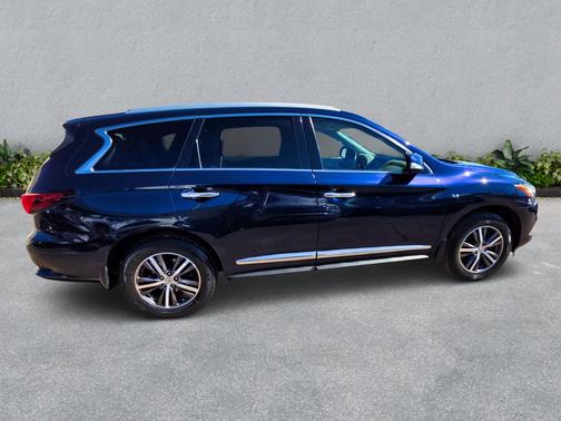 2017 INFINITI QX60 Base